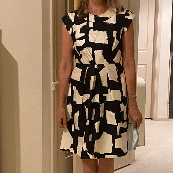 Kate spade navy/white geometric print dress size 4